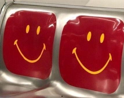 搞笑文案吃瓜少年,笑料百出，揭秘娱乐圈那些事儿