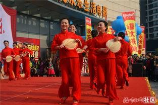 广场舞欢乐吃瓜,全民吃瓜，共享快乐时光