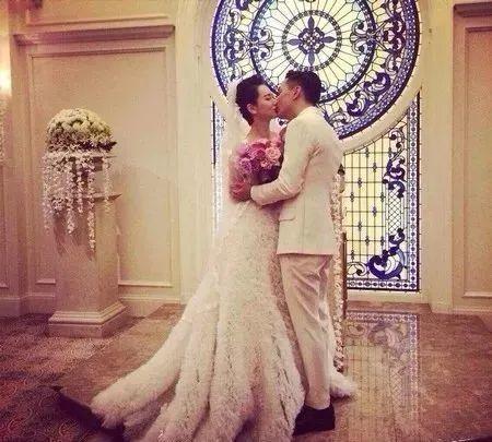 戚薇夫妇吃瓜,揭秘明星夫妻的甜蜜日常