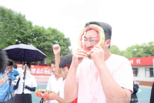 学校吃瓜挑战,揭秘学校吃瓜挑战背后的趣味与温情